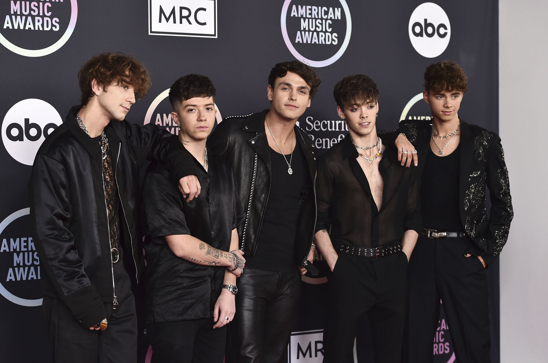 2021 American Music Awards - Arrivals